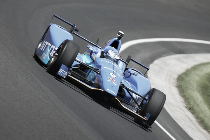 Dixon voa e marca pole-position para as 500 Milhas de Indianápolis; Alonso é 5º