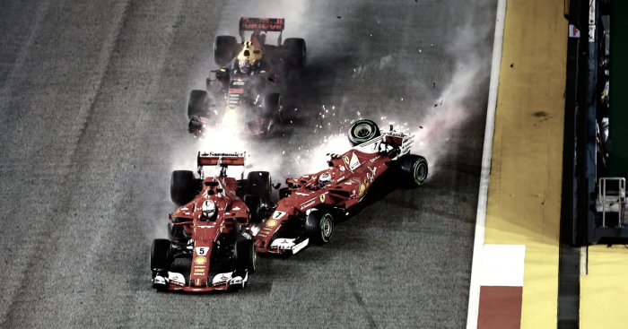 Villeneuve a Vettel: "Si luchas por el campeonato, no puedes arriesgar de esa forma"