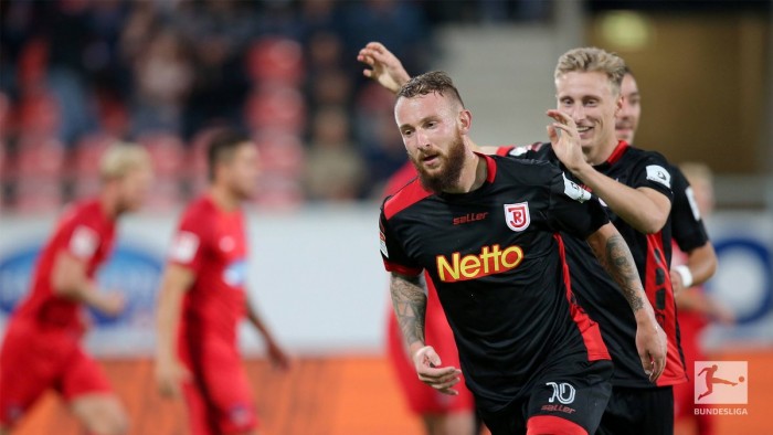 1. FC Heidenheim 1-3 SSV Jahn Regensburg: Mees and Grüttner secure win in dramatic finish