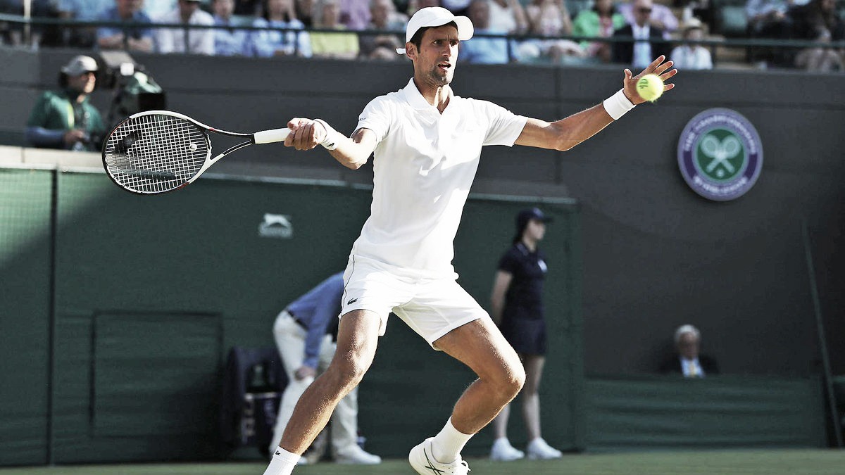 Djokovic estreia em Wimbledon com vitória fácil sobre Sandgren