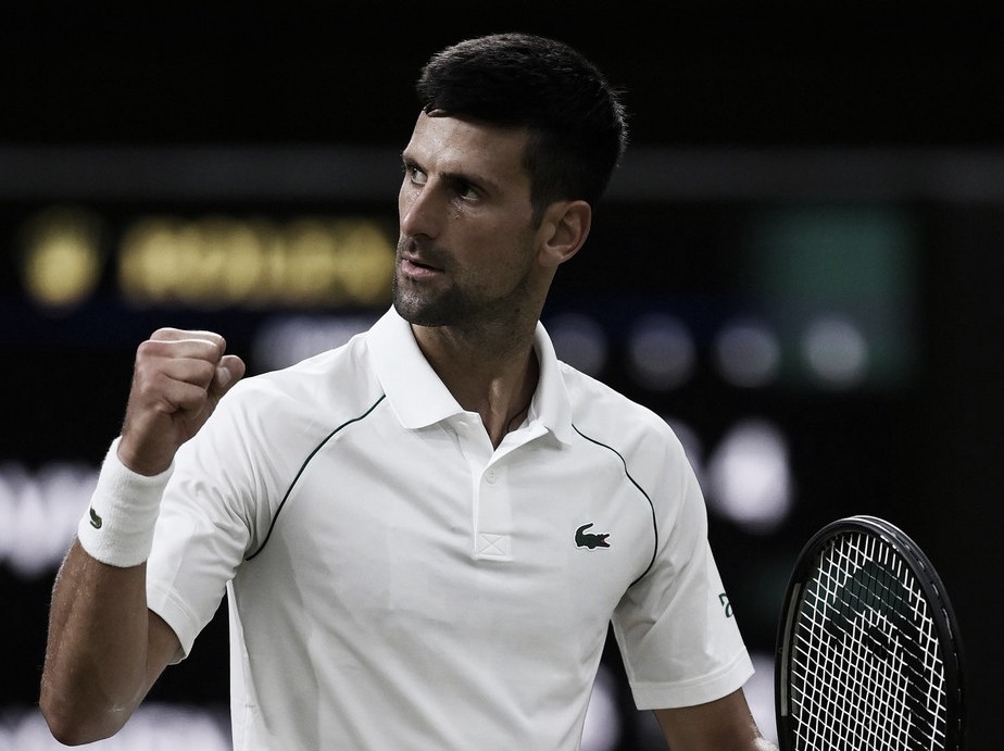 Djokovic sofre susto, mas supera Van Rijthoven nas oitavas de Wimbledon 