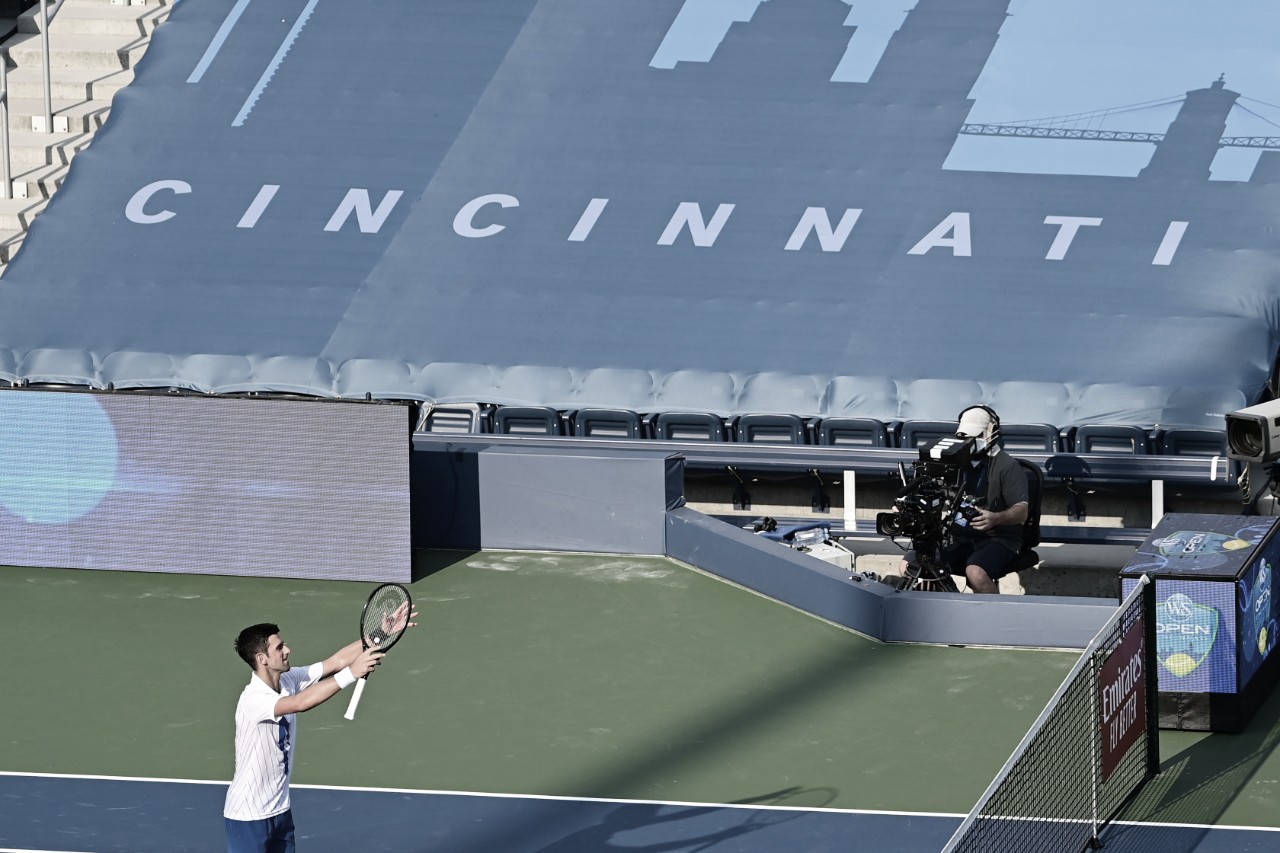 Djokovic vence Sandgren com tranquilidade e enfrenta Struff nas quartas em Cincinnati Djokovic vence Sandgren com tranquilidade e enfrenta Struff nas quartas em Cincinnati