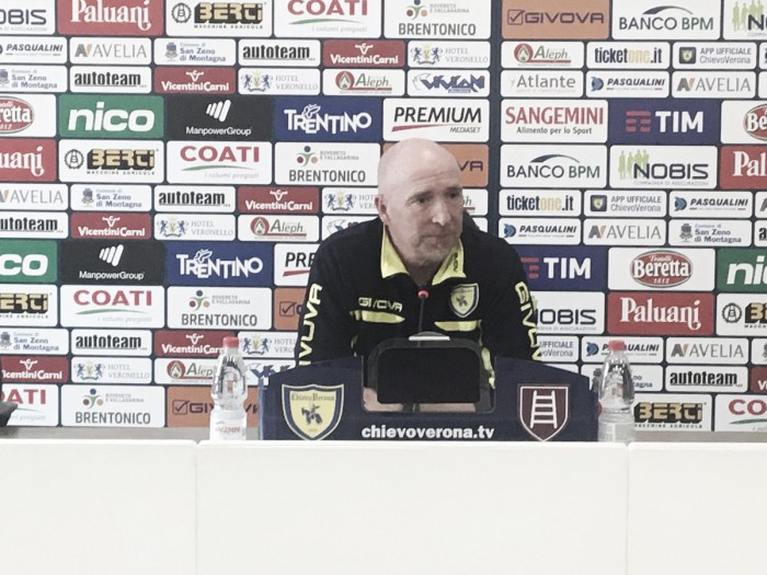 Chievo, Maran avvisa i suoi: "La Fiorentina ha meno punti di quanti ne meriti"