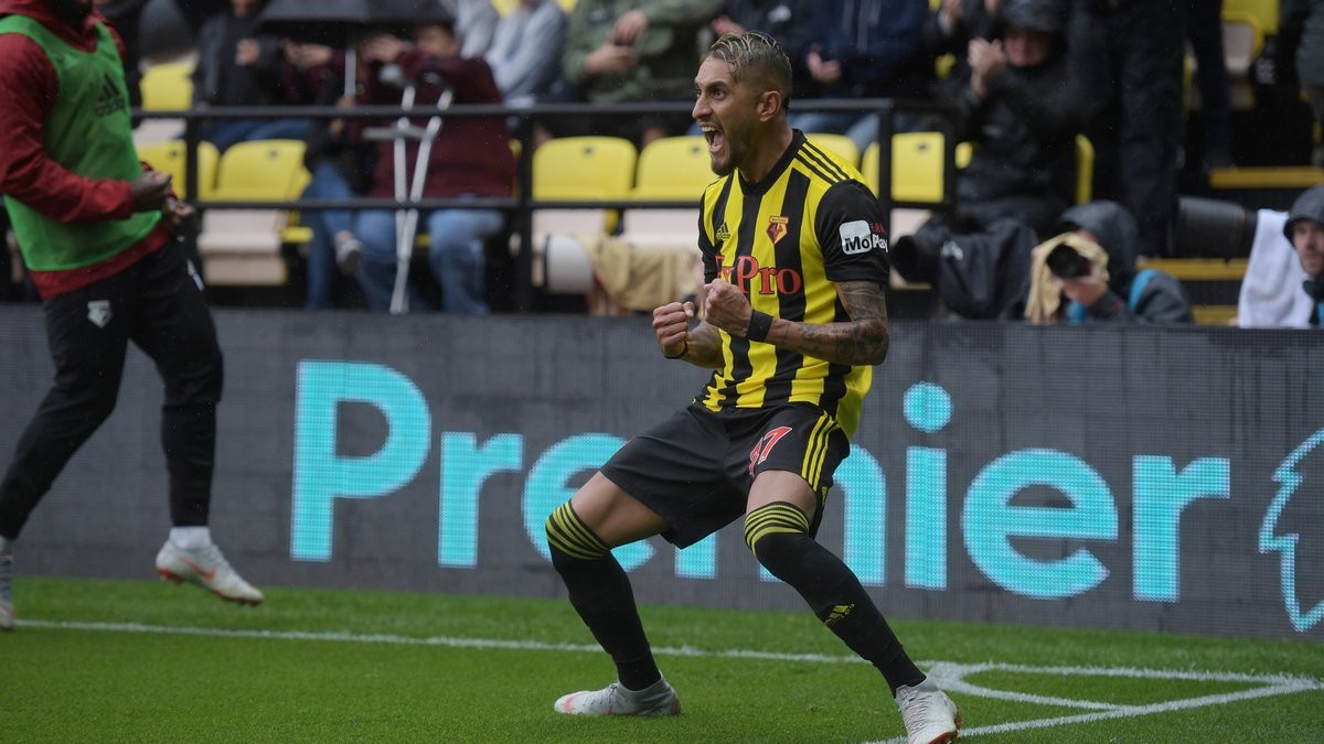 Premier League - Il Watford vola a 9 punti: Pereyra ed Holebas abbattono il Palace (2-1)