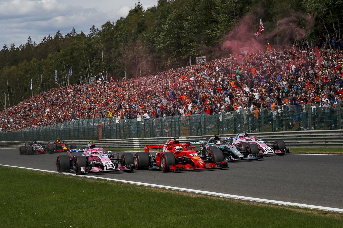 Formula 1 - Vettel suona la quinta aspettando l'inferno Rosso