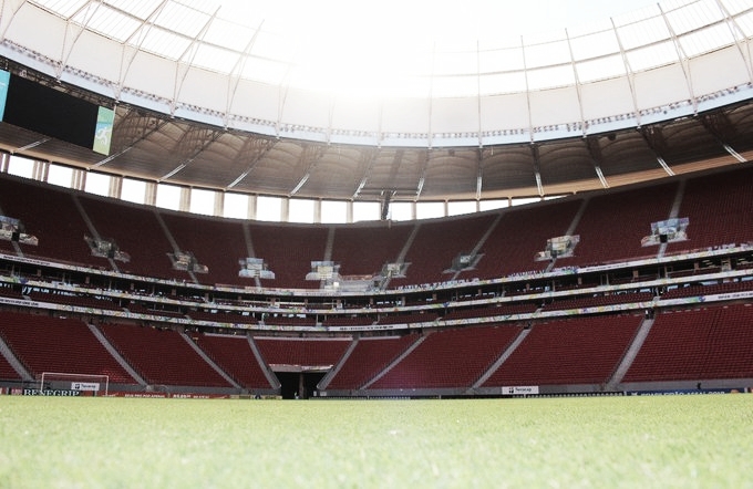 Com desfalques, CSA e Flamengo fazem duelo de opostos em Brasília Com desfalques, CSA e Flamengo fazem duelo de opostos em Brasília