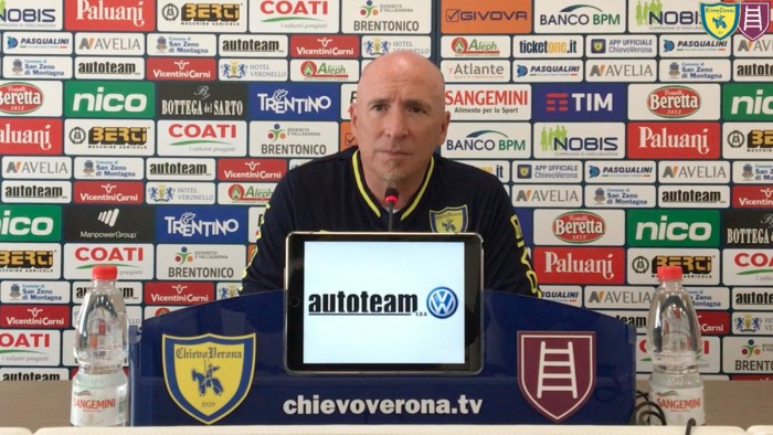 Chievo Verona - Maran: "Attenti al Sassuolo, non pensiamo al derby"