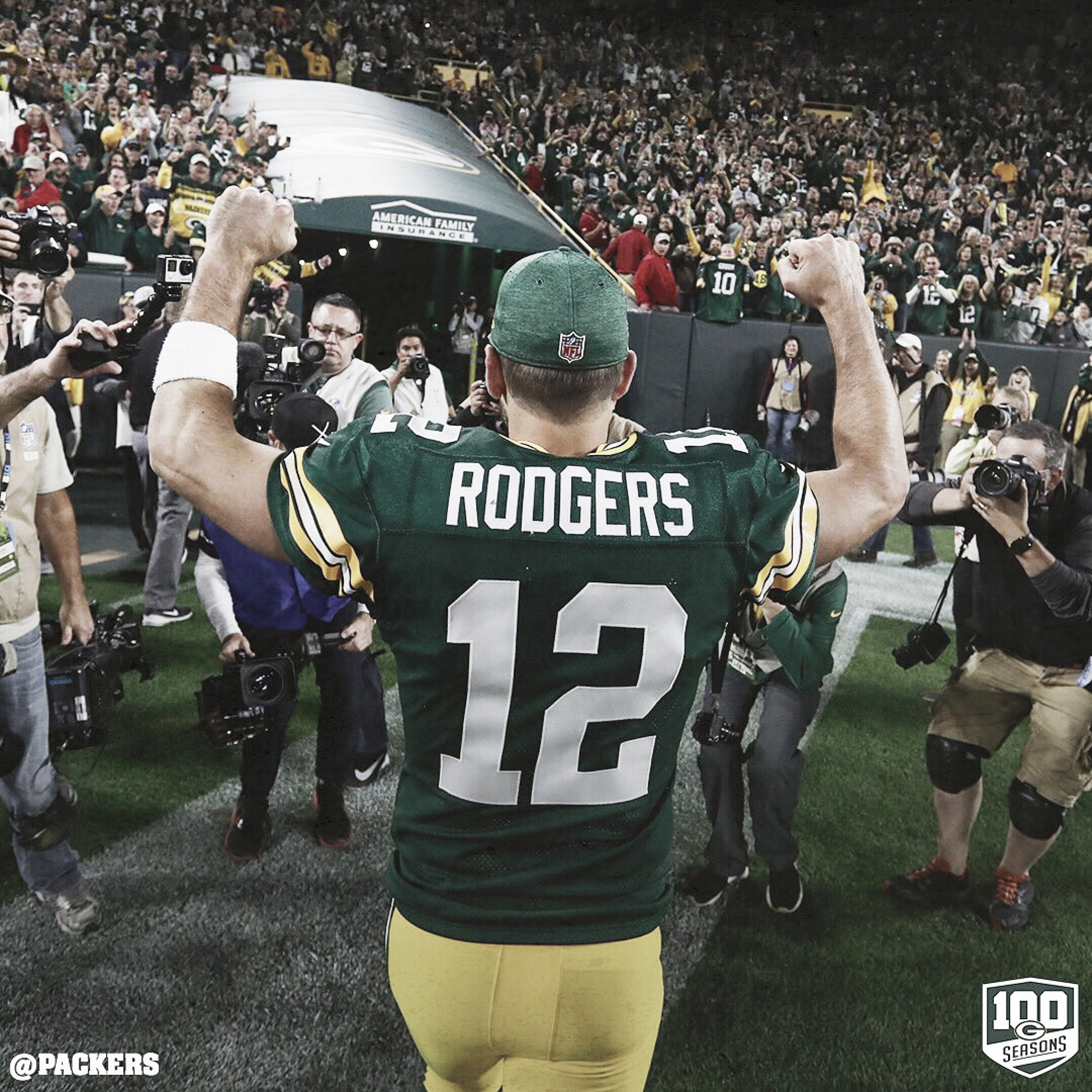 Aaron Rodgers dá volta por cima e Packers leva primeiro Sunday Night Football da temporada