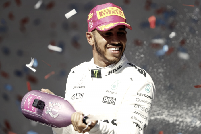 Hamilton dice que la salida de Nico Rosberg de Mercedes le ha ayudado a mejorar su rendimiento