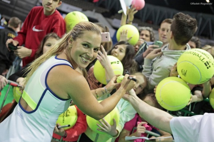 WTA Katowice: Dominika Cibulkova Defeats Francesca Schiavone In Straight Sets
