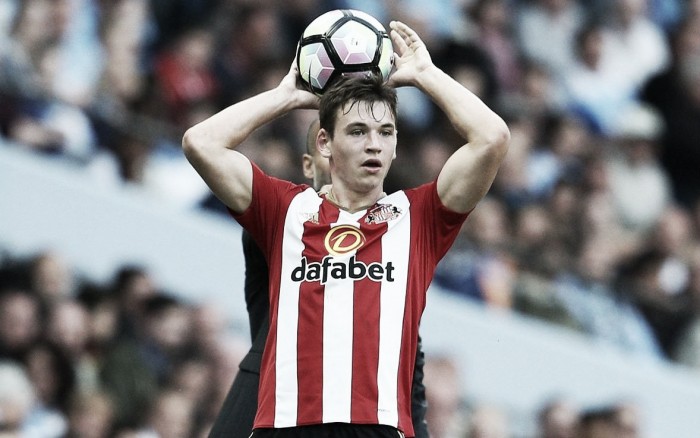 Love determined to make right-back spot at Sunderland his own, Moyes targets further signings