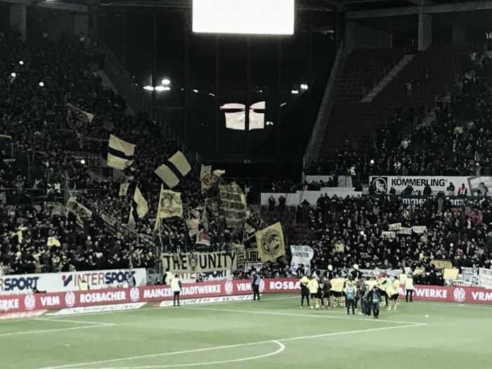 El Dortmund recupera la sonrisa con Stöger El Dortmund recupera la sonrisa con Stöger