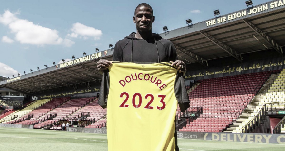 Abdoulaye Doucouré seguirá con los “Hornets” cinco años más