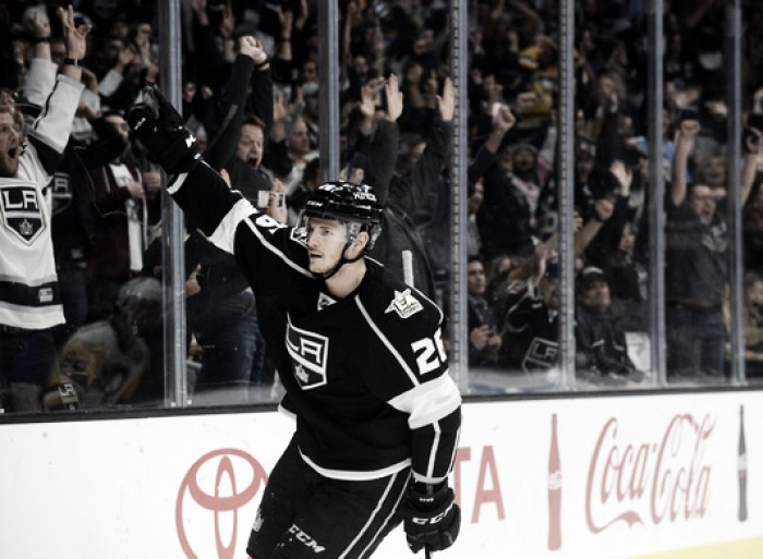 Los Angeles Kings win fifth overtime game, defeating Pittsburgh Penguins 3-2