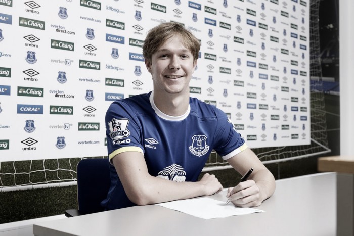 Kieran Dowell signs Everton contract extension