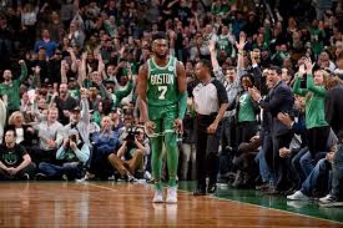 NBA - Boston supera Chicago, New Orleans compie il suo dovere in casa dei Suns