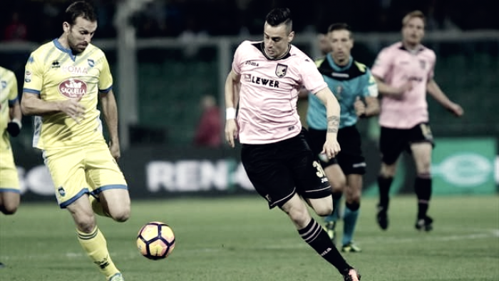Serie A - Biraghi risponde a Quaison: 1-1 tra Palermo e Pescara