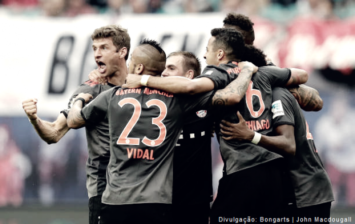 Bayern de Munique vence RB Leipzig no último minuto em virada histórica