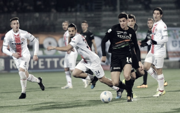 Serie B - Moreo risponde a Cavion: 1-1 tra Venezia e Cremonese