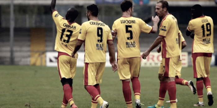 Serie B - Il Benevento travolge il Carpi: 3-0 al Vigorito
