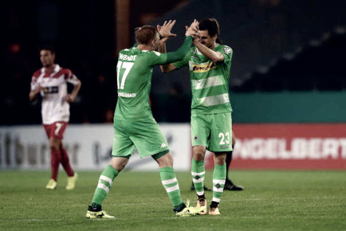 Borussia Mönchengladbach arranca vitória no fim diante do Rot-Weiss Essen