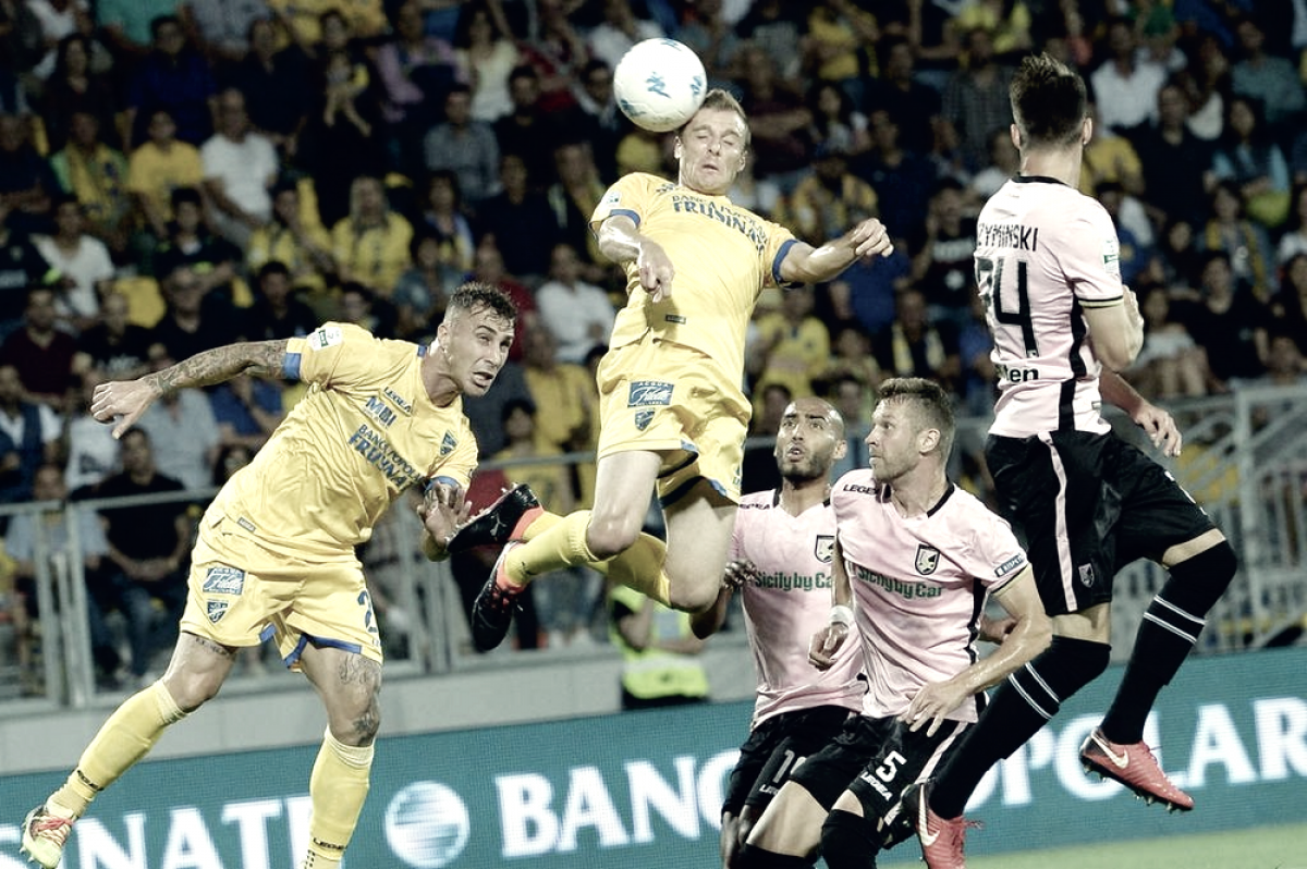 Serie B - Maiello e Ciano regalano la promozione al Frosinone: battuto il Palermo 2-0