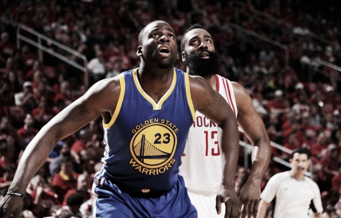 NBA Playoffs, Golden State vince a Houston anche se Curry va k.o. : 3-1 nella serie