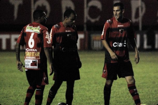 Série B 2014: Oeste Futebol Clube