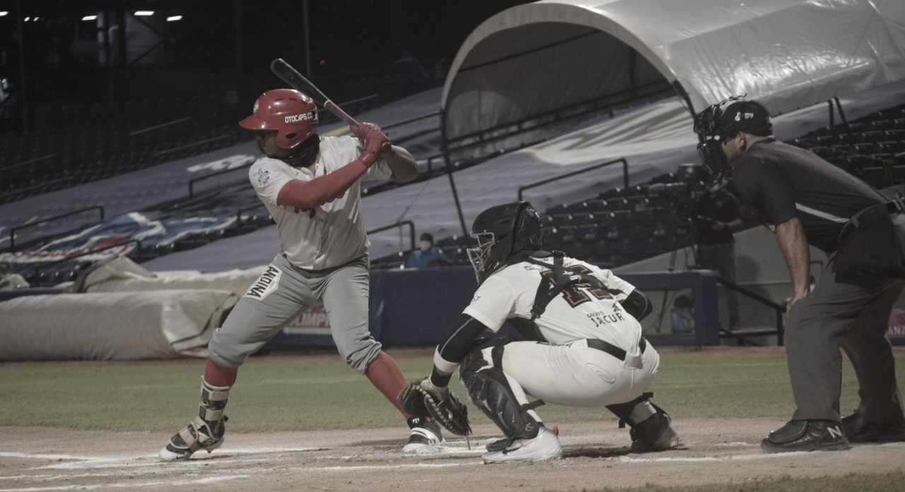 En un juego reñido, los Tigres vencieron a los Gigantes En un juego reñido, los Tigres vencieron a los Gigantes