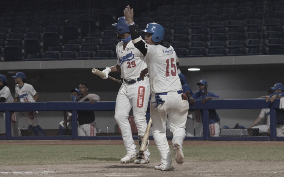 Los Vaqueros derrotaron y alcanzaron a los Tigres en la cima de la LCBP Los Vaqueros derrotaron y alcanzaron a los Tigres en la cima de la LCBP