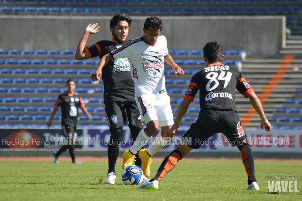 Fotos e imágenes del Lobos Prepa 0-2 Alto Rendimiento Tuzo de la cuarta fecha de la Segunda División de Nuevos Talentos Fotos e imágenes del Lobos Prepa 0-2 Alto Rendimiento Tuzo de la cuarta fecha de la Segunda División de Nuevos Talentos