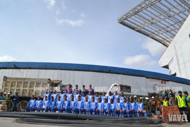 El Puebla presentó uniformes y refuerzos para el Clausura 2015