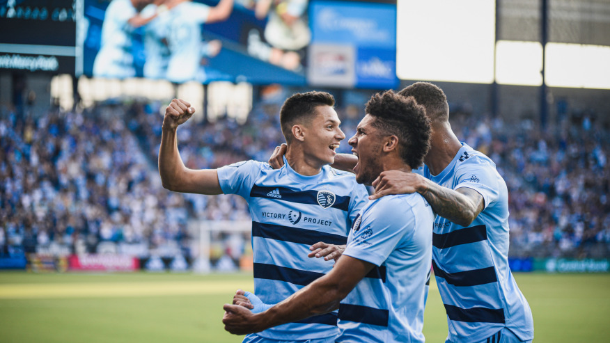 Sporting Kansas City 2-1 LAFC: Wizards come from behind to edge 10-man Black and Gold