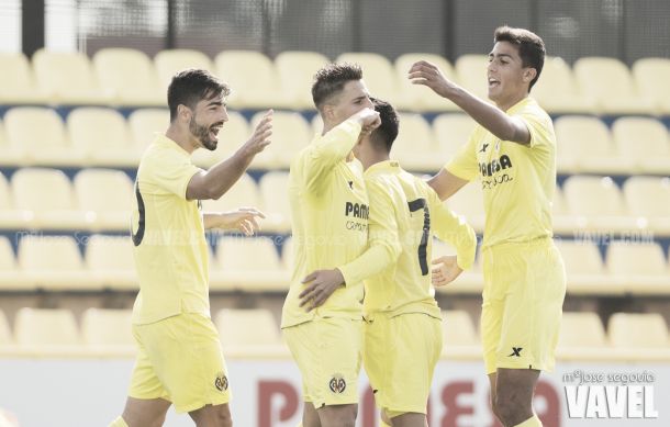 Fotos e imágenes del Villarreal B 2-0 Sabadell, jornada 11 del Grupo III de segunda división B