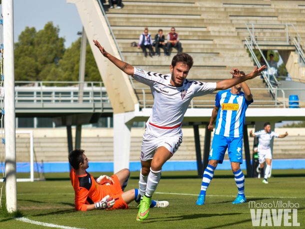 Fotos e imágenes del Albacete B 2-1 Villarrubia en la jornada 9 del Grupo XVIII Tercera división