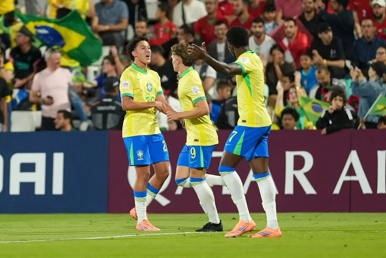Em mais um duelo dramático, Brasil vence Marrocos e está na semifinal do Mundial Sub-17