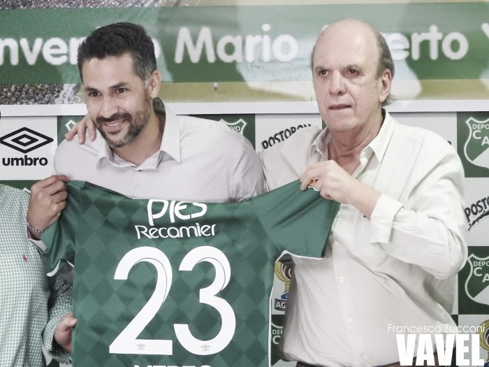 El eterno capitán regresa a casa El eterno capitán regresa a casa