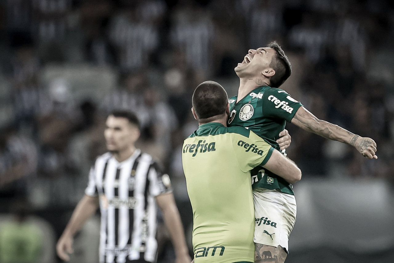 Dudu se faz herói mais uma vez, Palmeiras elimina Atlético-MG no Mineirão e defende título da Libertadores no Uruguai