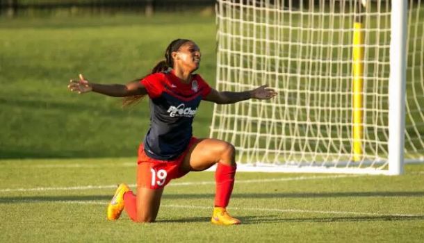 Crystal Dunn Named NWSL Player Of The Month