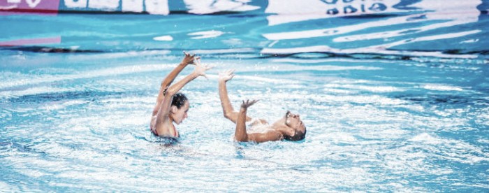 Gran actuación de los españoles en una final de dúo mixto libre dominada por Rusia