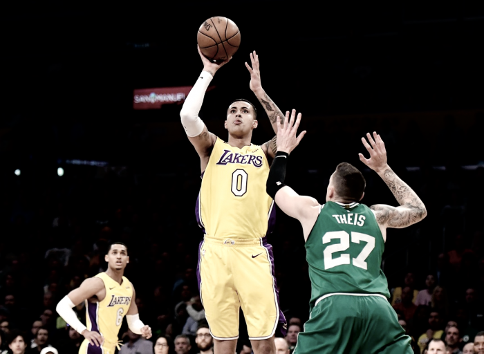 Kuzma brilha, Lakers dominam partida no segundo tempo e vencem Celtics