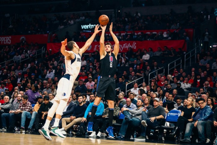 NBA - Il Gallo canta, i Clippers battono Dallas. Chicago non supera l'esame Kings