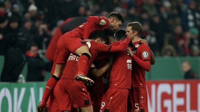 DFB Pokal - Brandt salva il Leverkusen, Bellarabi lo manda in semifinale: Werder steso 4-2