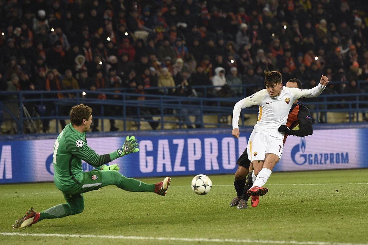 Champions League - Lo Shakhtar ribalta la Roma, ma il vantaggio è risicato (2-1)