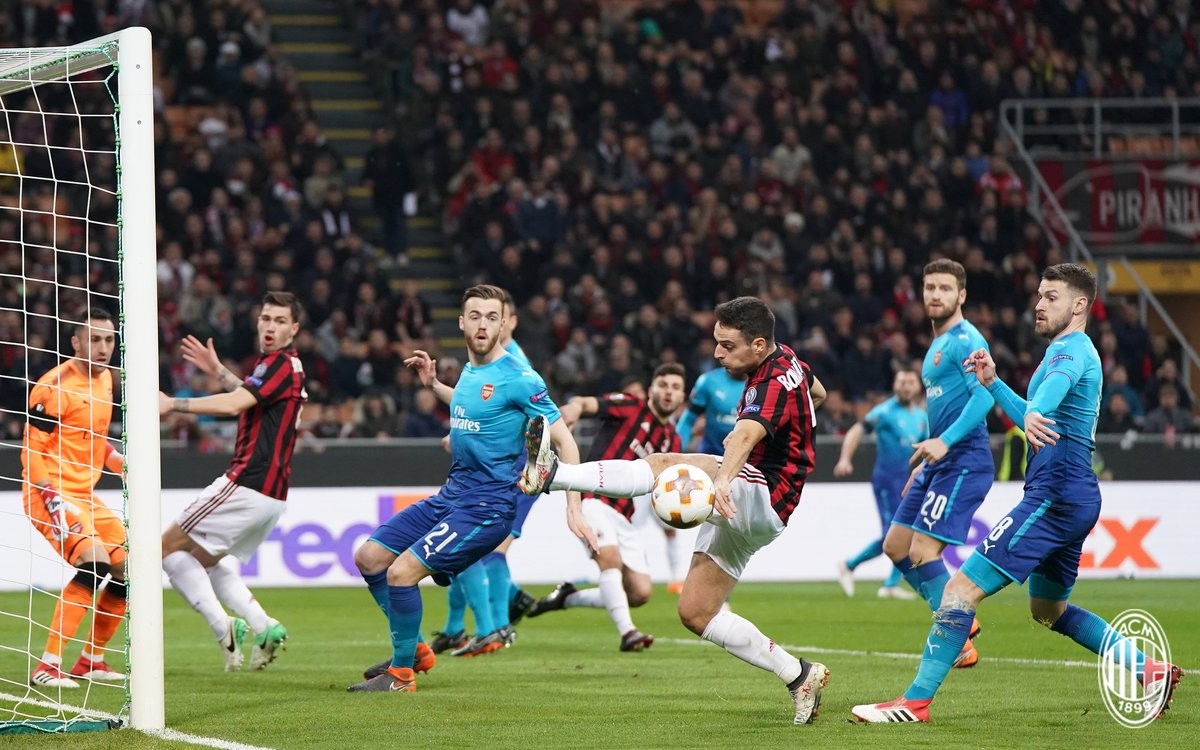 Europa League - Si inceppa il motore del Milan: l'Arsenal sbanca San Siro (0-2)