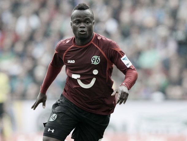 Didier Ya Konan re-signs for Hanover