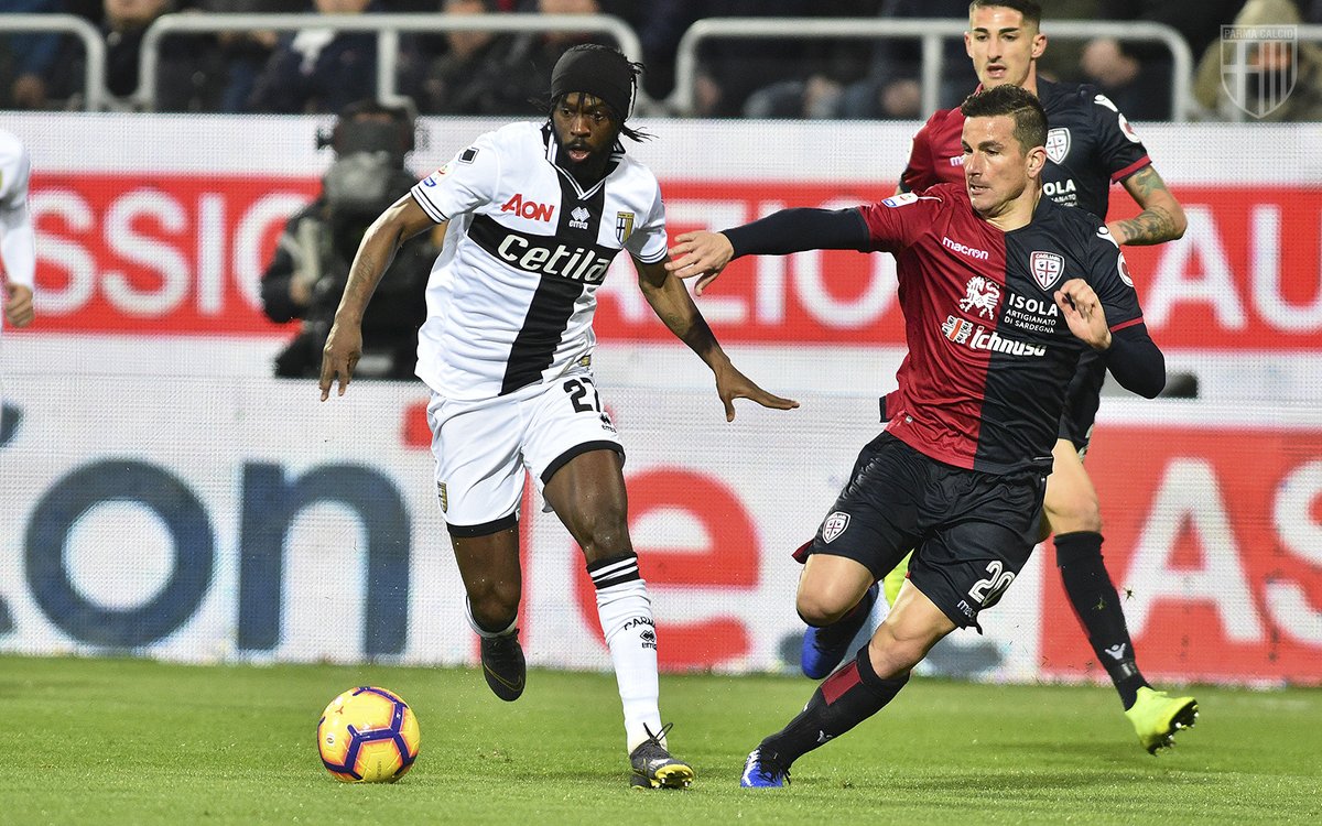 Serie A - Il Cagliari vince e respira: Parma battuto 2-1 grazie a due goal di Pavoletti