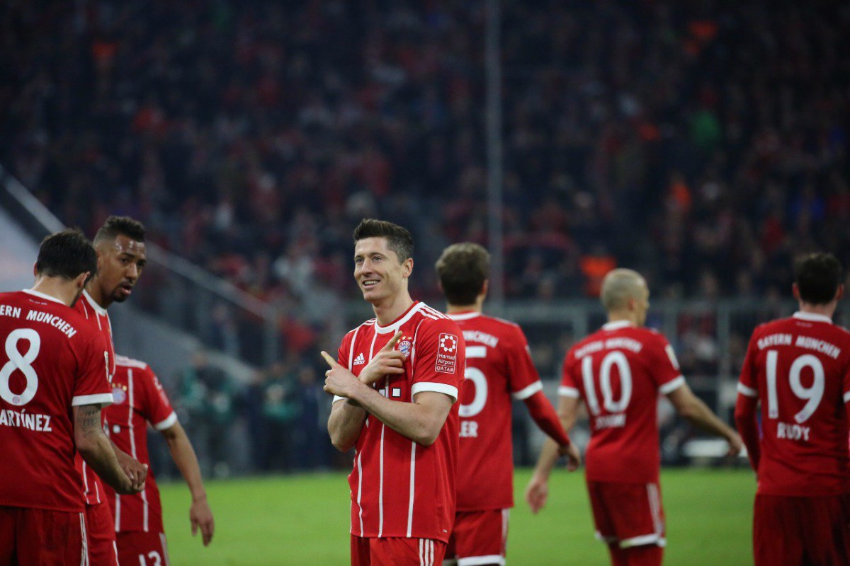 Bundes - Der Klassiker senza storia: lezione del Bayern che vince 6-0 contro un impotente BVB
