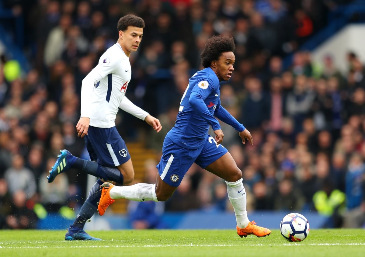 Premier League - Il Chelsea si scioglie, l'uragano Alli porta tre punti a Tottenham (1-3)