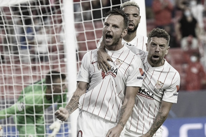 El Sevilla rescata un punto en la locura de Kulbakov